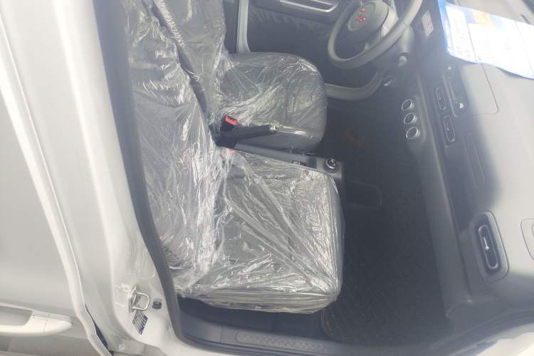 Used Wuling Zhiguang New Energy 2025 Comfort Model