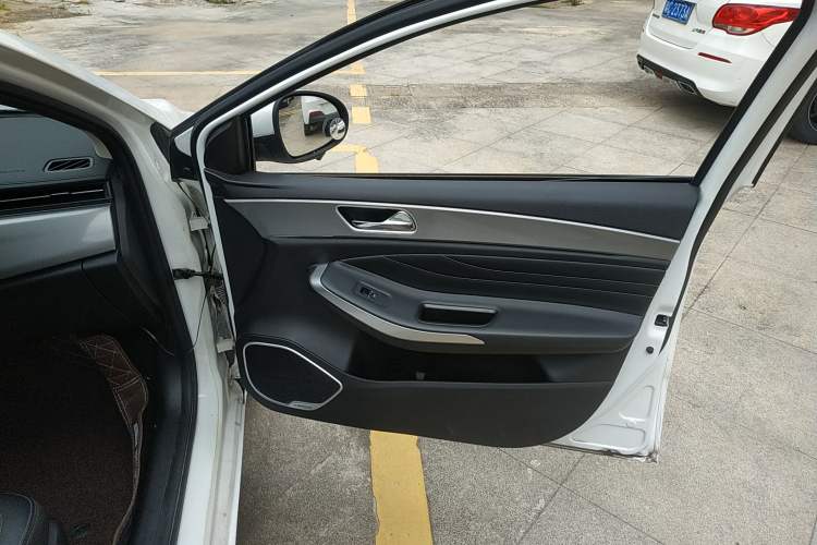 Used Chery Arrizo 5 2019 Facelifted PRO 1.5L Manual Youth Edition China VI Standard