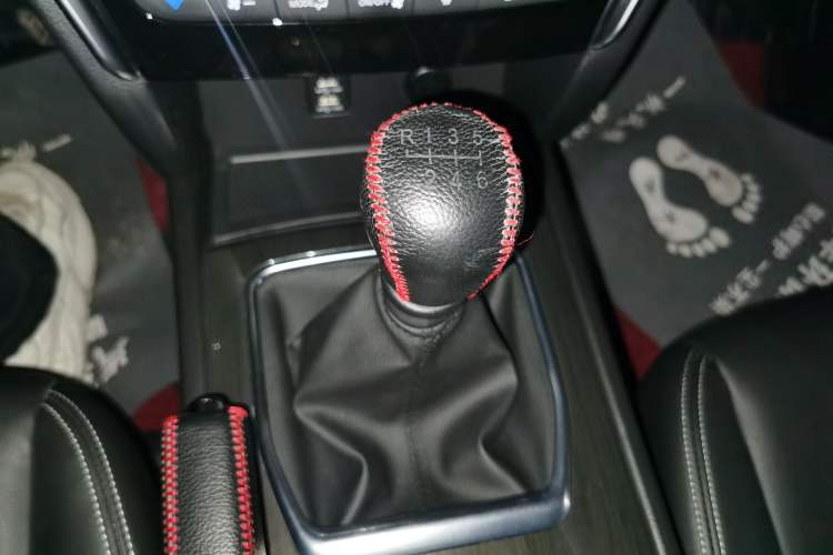 Used Venucia T90 2017 2.0L Manual ZhiShang Edition
