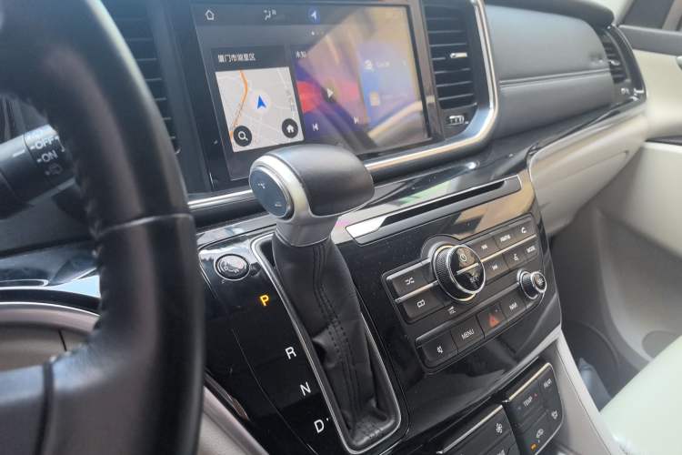 Used GAC Trumpchi M8 2018 320T Luxury Edition Gear Lever