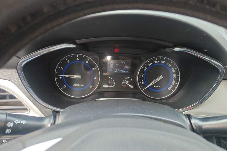 Used Changan Alsvin V7 2015 1.6L Manual Enjoyment Model China IV Standard
