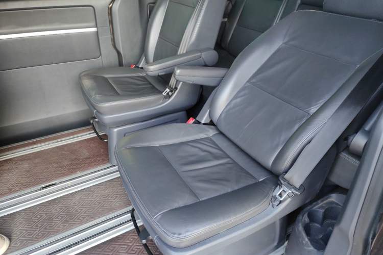 Used Volkswagen Multivan 2012 2.0 TSI Two-Wheel-Drive Luxury Edition Left Rear Seat