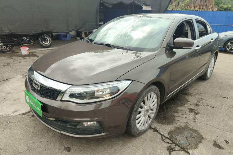 Used Qoros 3 2016 Sedan 1.6T Automatic ZhiZhen Model