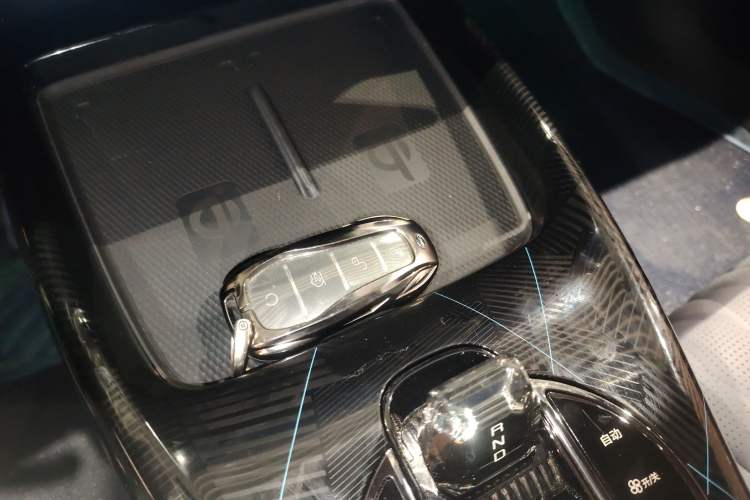 Used BYD Seal 2022 650 km All-Wheel-Drive Performance Version
