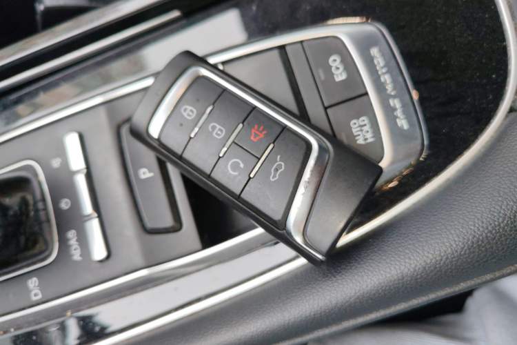 Used GAC Trumpchi GS5 2021 Advanced Model 270T Tech Smart Edition Vehicle Key