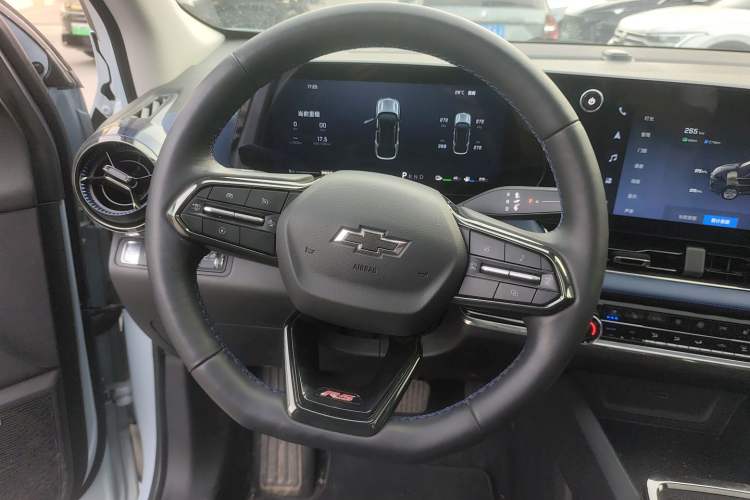 Used Chevrolet Equinox Plus 2024 102km RS Ultimate Edition