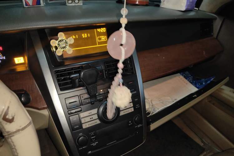 Used Nissan Teana 2006 230JK-S Comfort Sunroof Audio And AC Panel