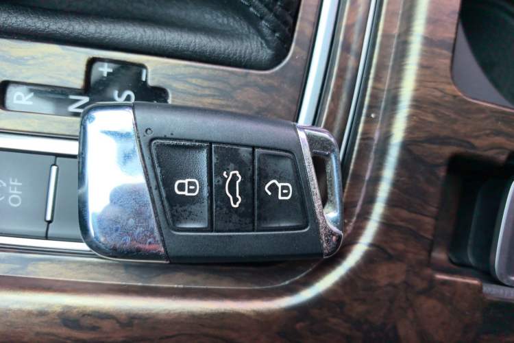 Used Volkswagen Magotan 2018 Facelift 330TSI DSG Luxury Model
