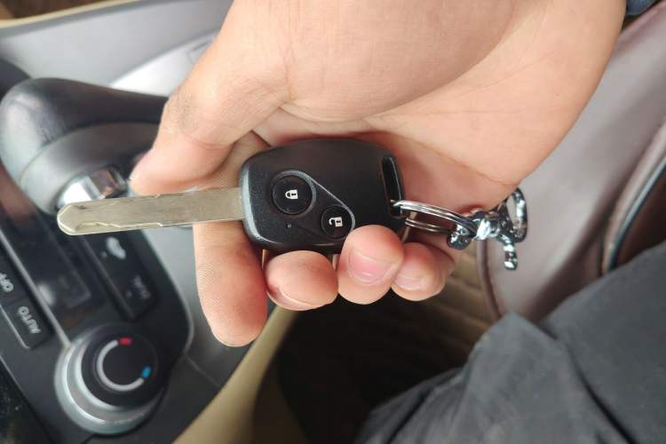 Used Honda CR-V 2010 2.4L automatic four-wheel drive luxury version