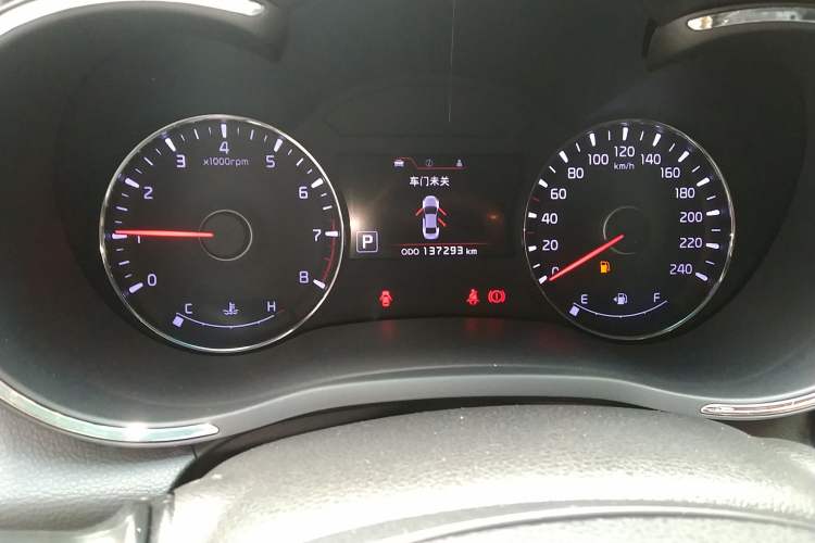 Used Kia K3 2013 1.6L Automatic Premium Instrument Cluster