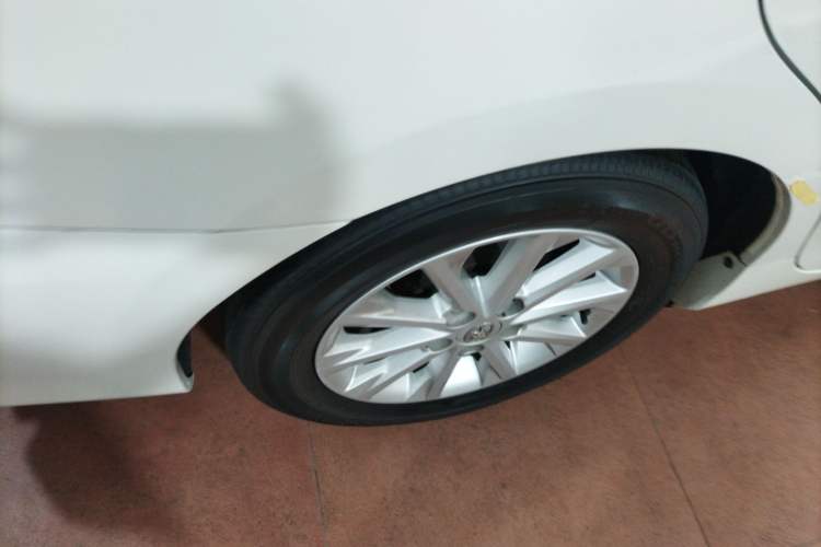 Used Toyota Camry 2015 2.0G Premier Edition