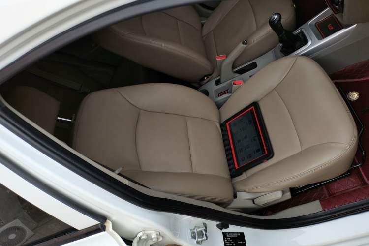 Used CHANGAN Alsvin V3 2015 1.4L Manual Meiruan Model China V Standard Right Front Seat