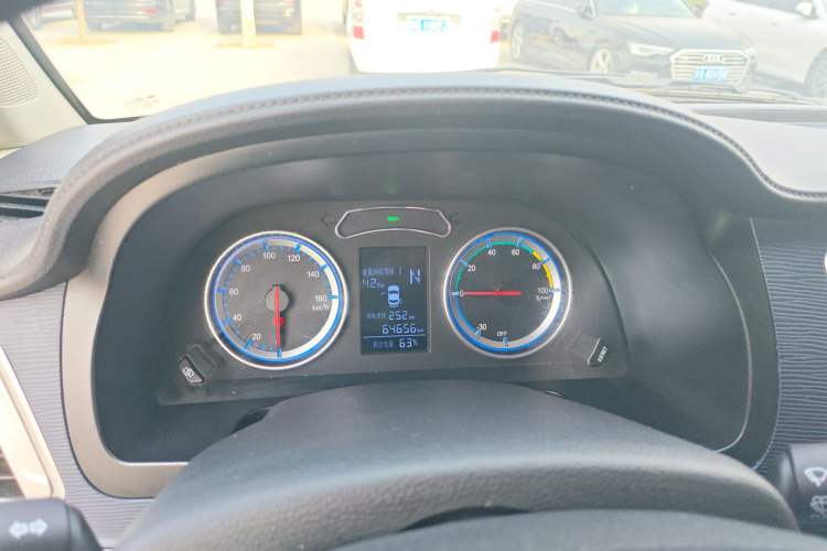 Used FORTHING Lingzhi M5 2022 Comfort Model 7 Seats Instrument Cluster