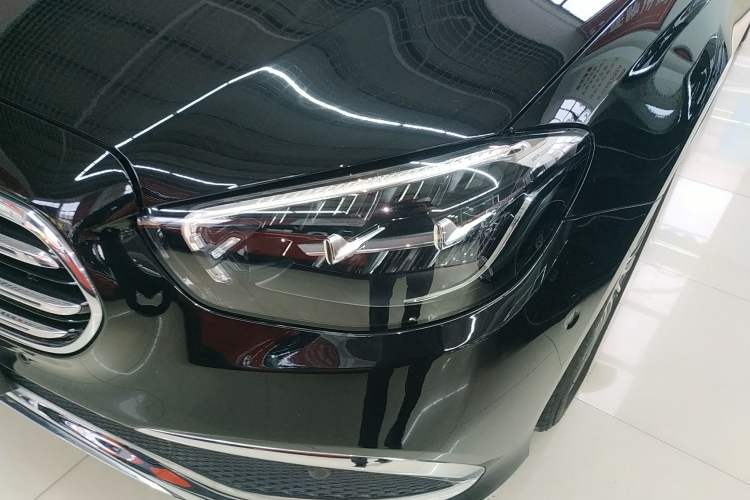 Used Mercedes-Benz E-Class 2023 E 260 L
