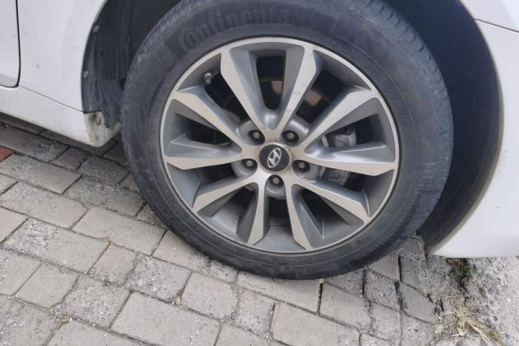 Used Hyundai Sonata 2013 2.0L Automatic Luxury Edition
