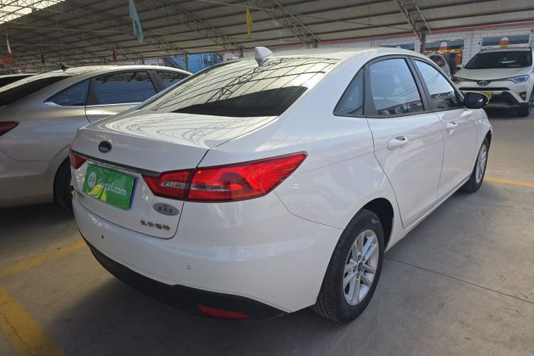 Used Ford Escort 2019 Revised 1.5L Automatic ZhiXiang Version (Tire Pressure Monitoring) China VI Standard Rear Right 45 Deg