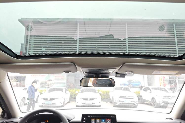 Used Honda Vezel 2023 1.5L CVT Tech Edition Headliner