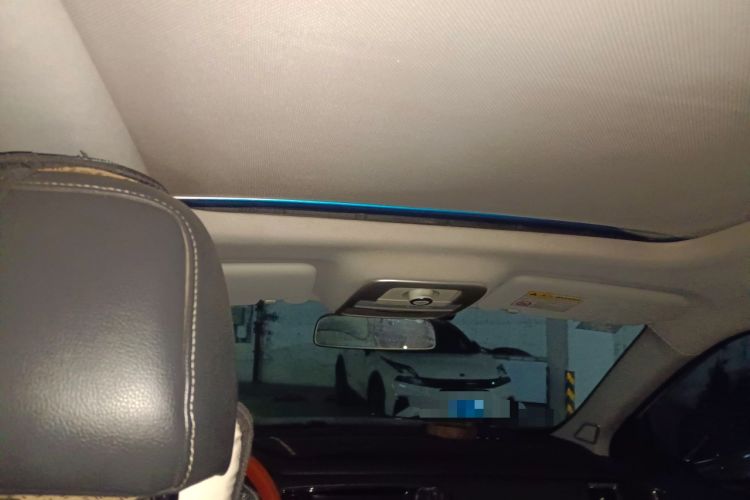 Used Roewe RX5 2016 20T Two-Wheel Drive Manual Flagship Edition
