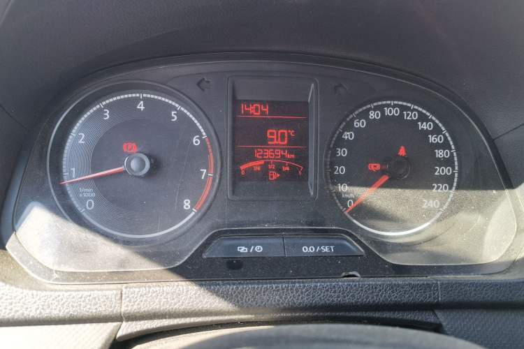 Used Volkswagen Jetta 2017 1.4L Manual Fashion Edition
