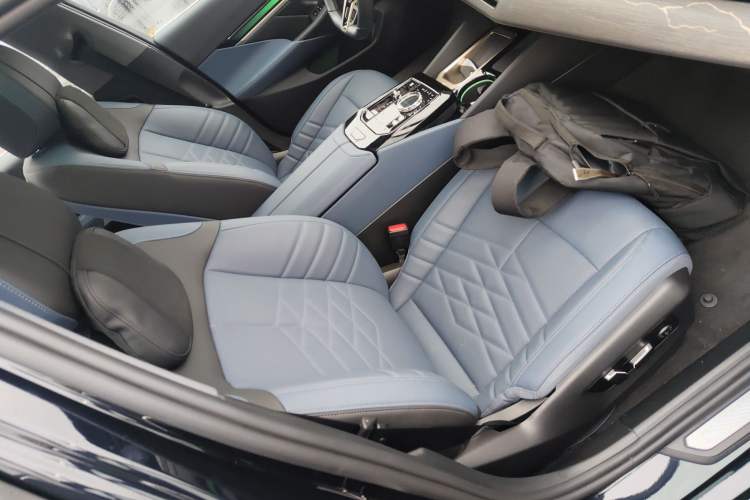 Used BMW 5 Series 2025 530Li Luxury Edition M Sport Package
