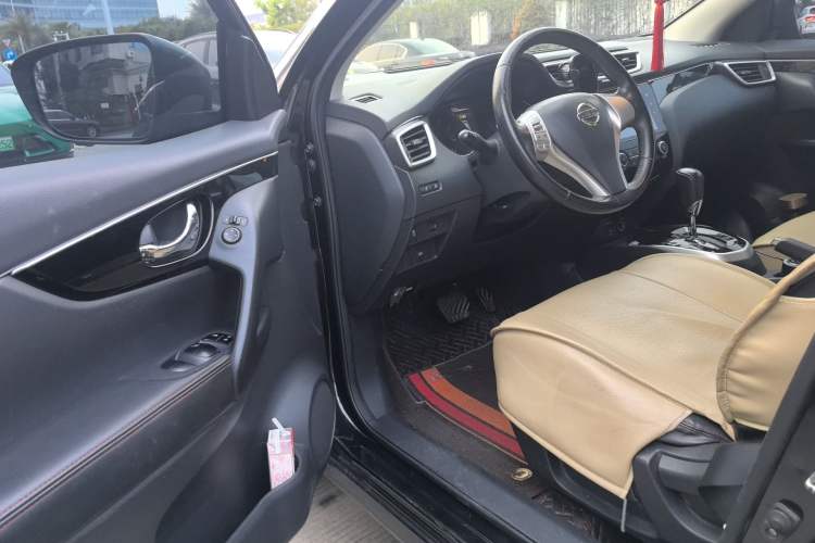 Used Nissan Qashqai 2016 2.0L CVT Luxury Edition
