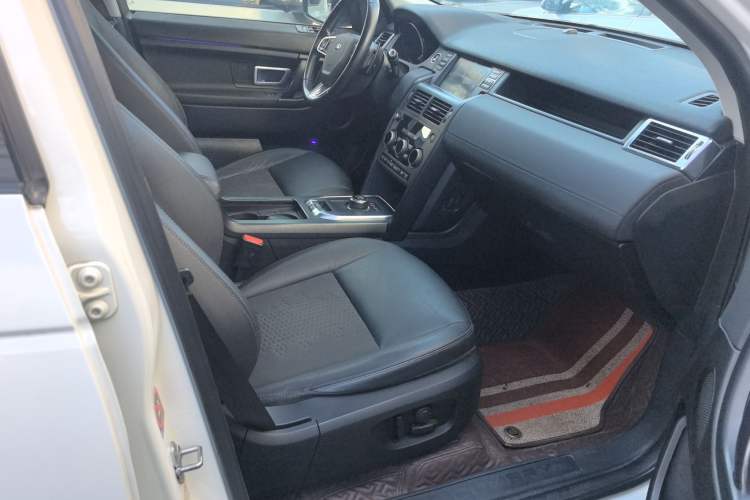 Used Land Rover Discovery Sport 2019 240 PS PURE Edition China V Standard