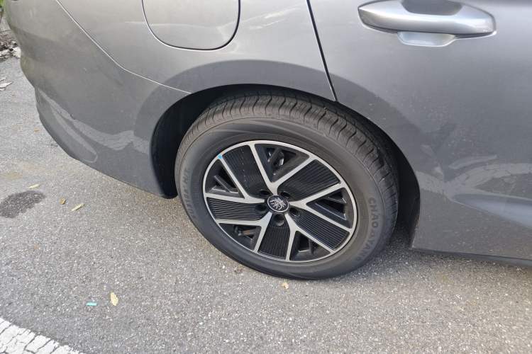 Used BYD Qin L 2025 DM-i Smart Drive 120KM Superior Model
