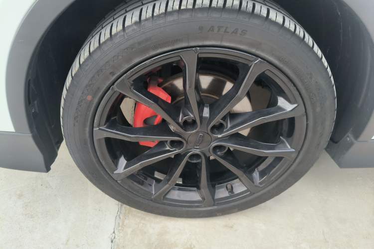 Used Geely Auto Emgrand S 2021 1.4T CVT Prestige Edition Left Front Wheel Hub