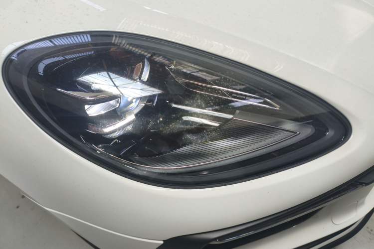 Used Porsche Macan 2023 Macan 2.0T Right Front Headlight