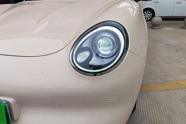 Used ORA Good Cat 2021 400km Standard Range Venus Edition Lithium Iron Phosphate Left Front Headlight