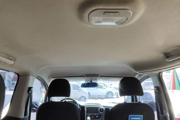 Used JAC Refine M3 2018 IKEA Edition 1.6L Luxury Smart Model