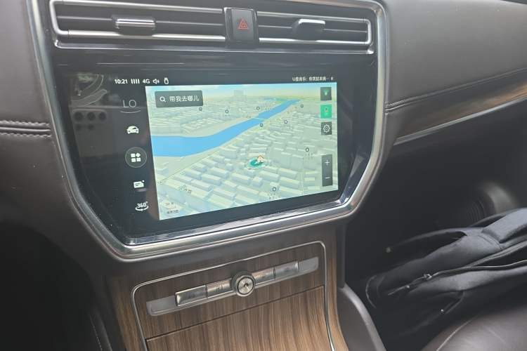 Used Roewe RX8 2018 30T Smart Connectivity Four-Wheel Drive Flagship Edition Audio And AC Panel