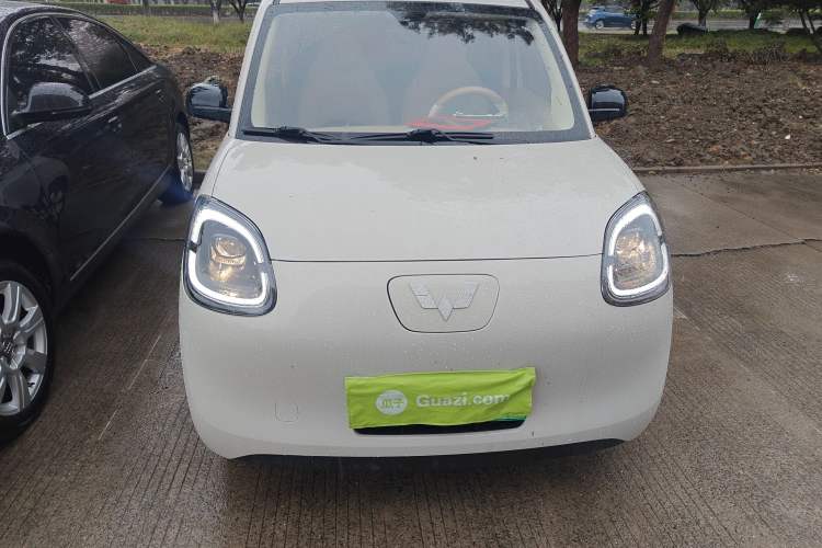 Used Wuling Hongguang MINIEV 2025 Four-Door Version Advanced Edition
