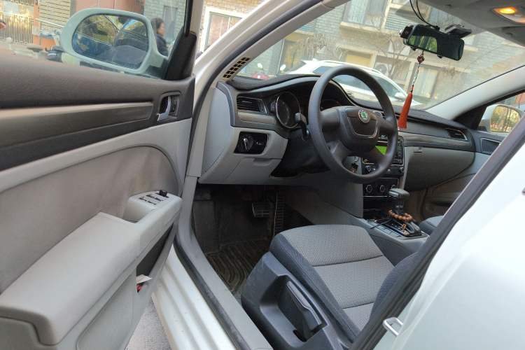 Used Skoda Superb 2012 1.4TSI DSG Zhiya Edition
