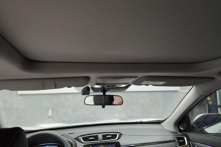 Used Honda Breeze 2021 240TURBO CVT 2WD Luxury Edition Headliner