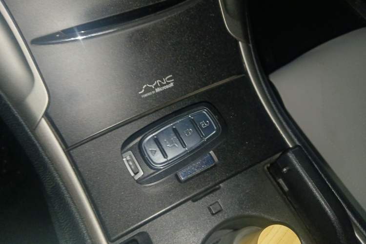 Used Lincoln MKZ 2014 2.0T Luxury Edition
