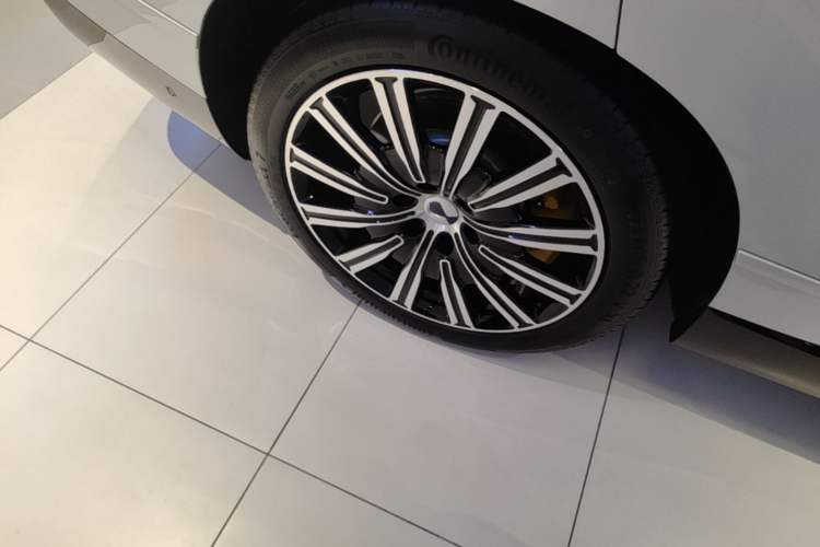 Used Denza N9 2025 Prestige Version