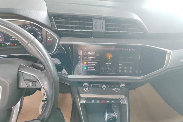 Used Audi Q3 2022 35 TFSI Fashion Dynamic Model
