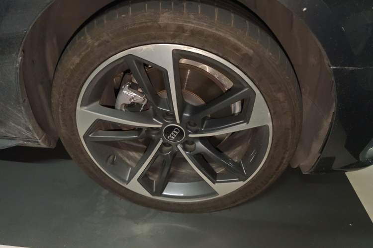 Used Audi A4L 2020 40 TFSI Fashion Dynamic Model
