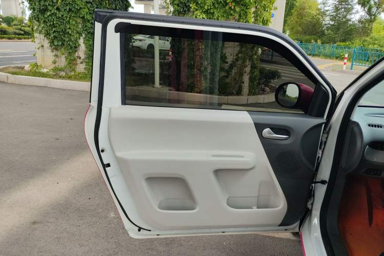 Used Changan Lumin 2022 210km Sweet Edition