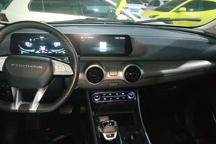 Used FORTHING T5 EVO 2021 1.5TD DCT Diamond Edition
