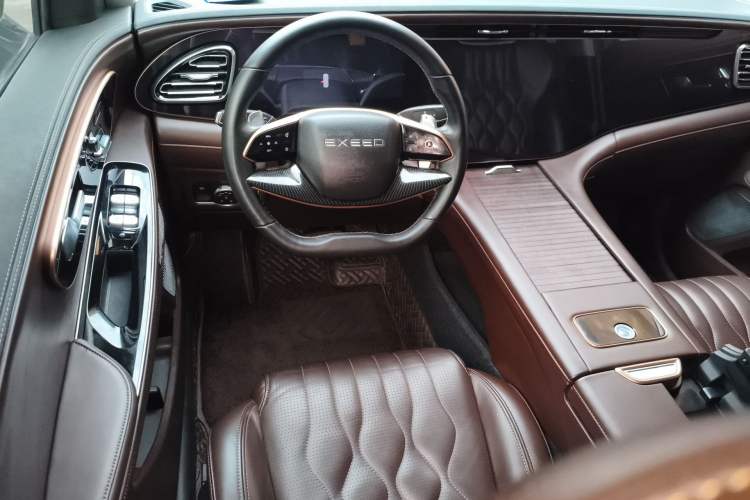 Used EXEED Lanyue 2023 400T Four-Wheel Drive Star Prestige Edition 6 Seats
