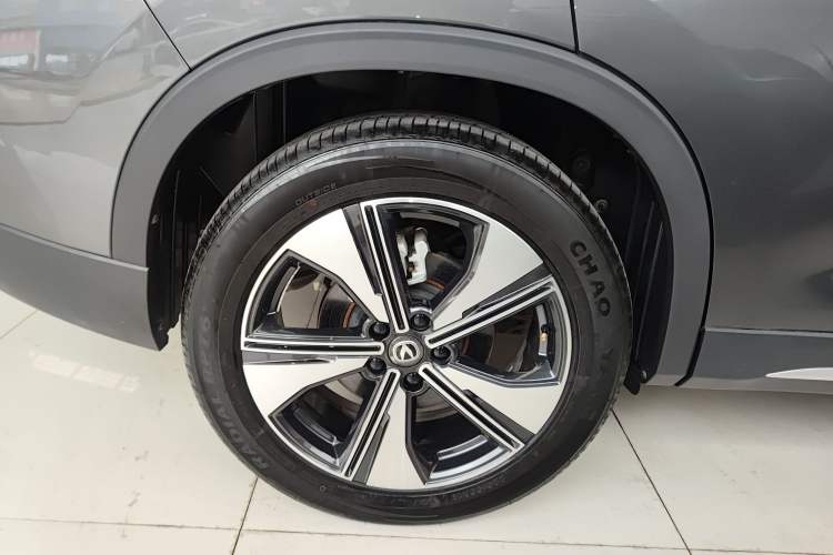 Used Changan X7 PLUS 2024 1.5T Automatic Luxury 7-Seater
