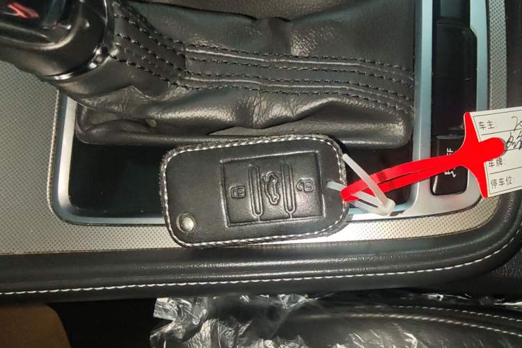 Used MG 6 2017 20T Automatic Luxury Smart Connect Version China V Standard Interior 1