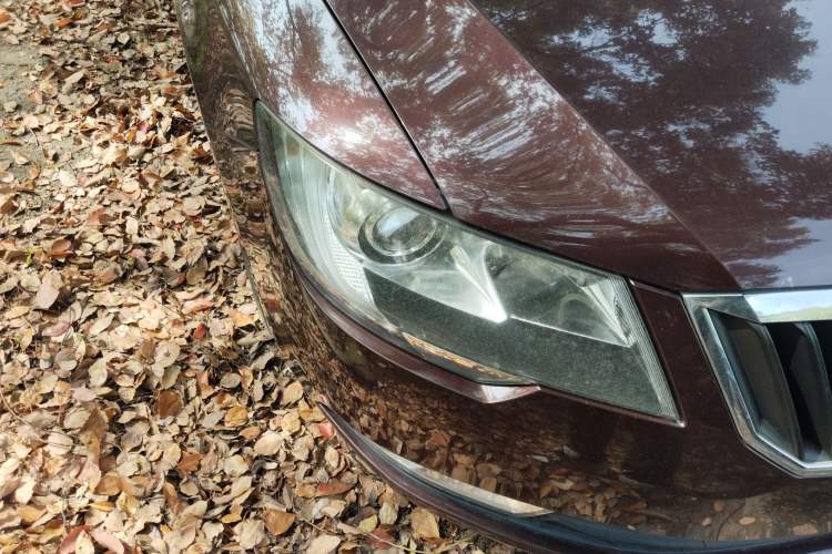 Used Skoda Superb 2013 1.4TSI DSG Sport Edition Right Front Headlight