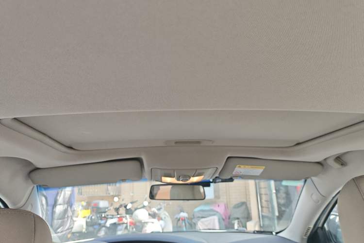 Used Roewe e550 2016 Deluxe Edition