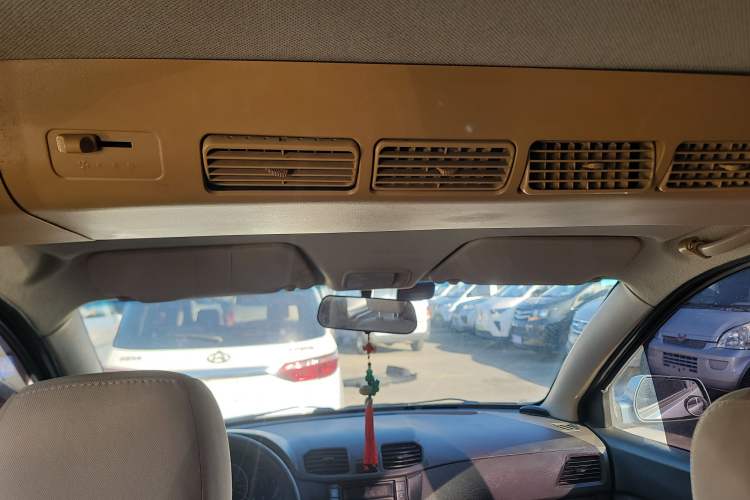 Used Wuling Hongguang 2014 1.2L Standard Model China IV