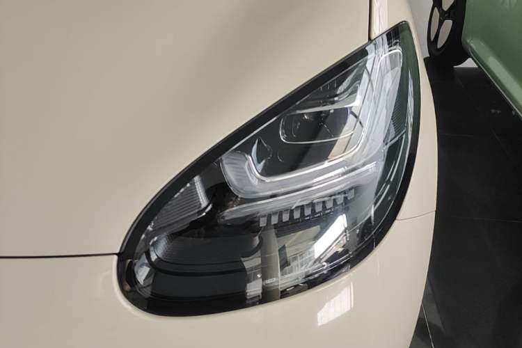 Used Wuling Bingo 2025 333 km Enjoyment Version Left Front Headlight