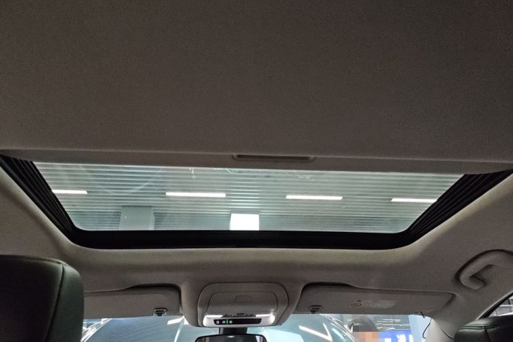 Used Buick Enclave 2020 28T Two-Wheel Drive Zhanqi Version Headliner