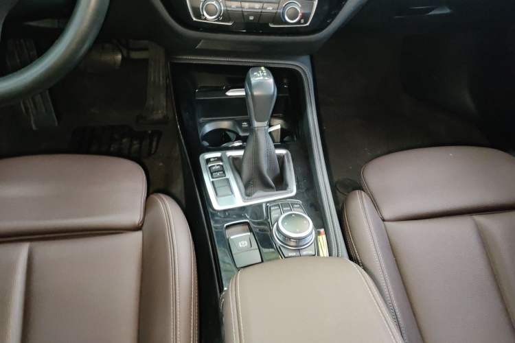 Used BMW 1 Series 2019 118i M Sport Package Gear Lever